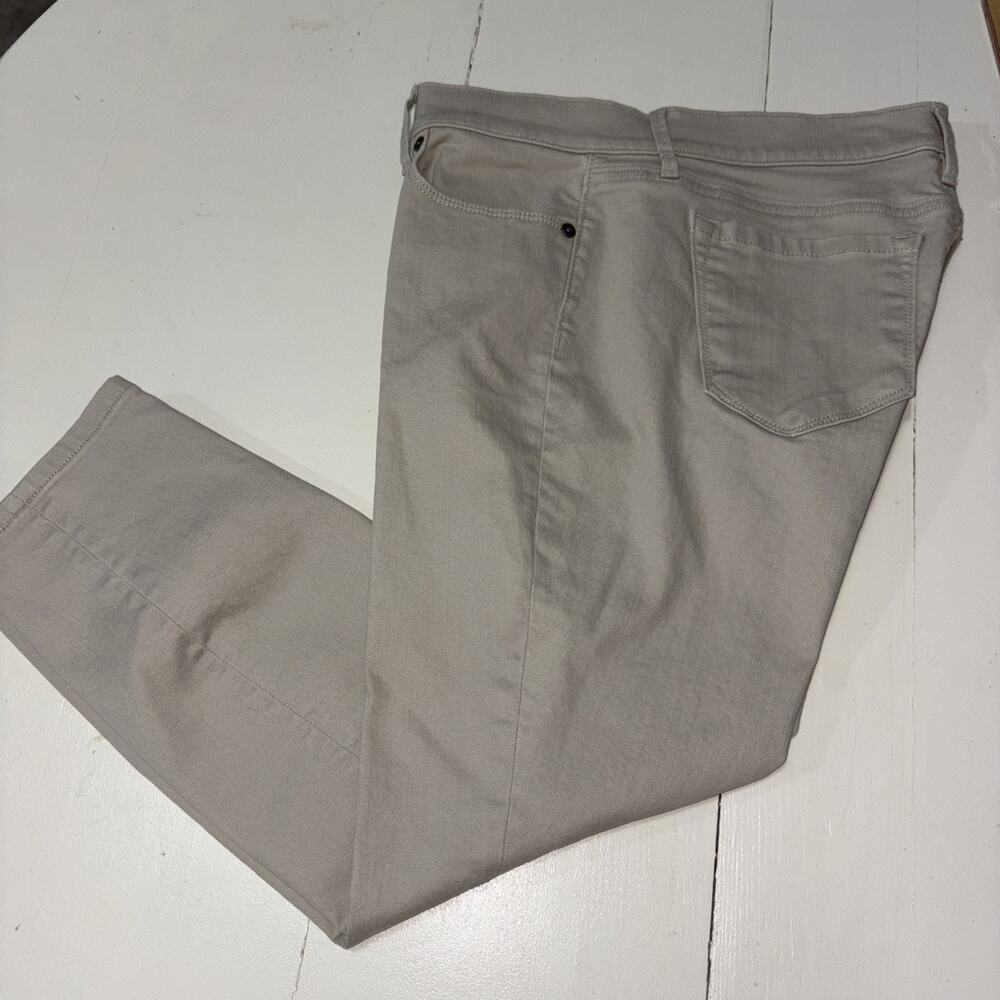 Loft Size 10, Petite Modern Skinny Ankle Putty Colored Jeans